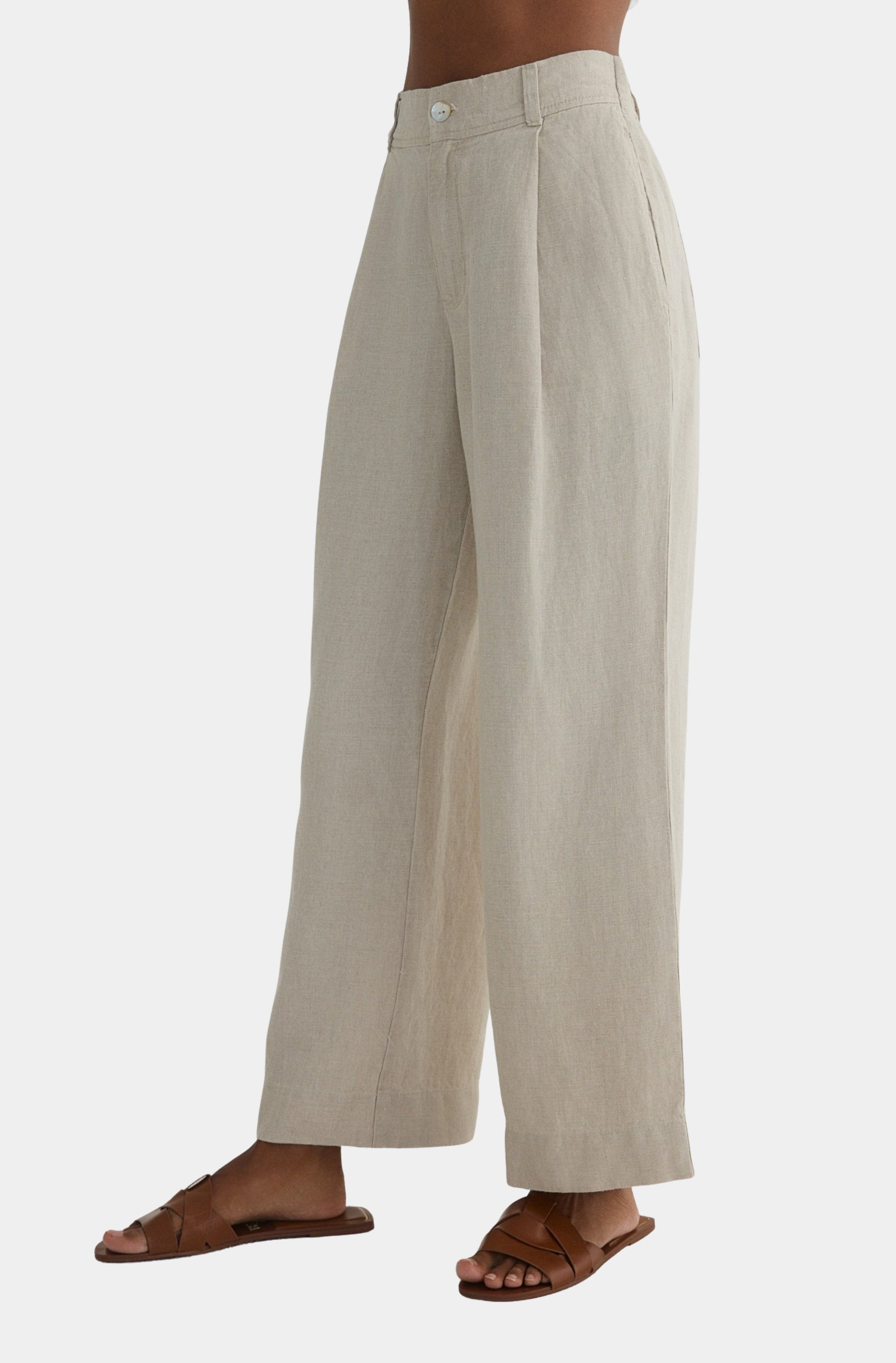 Pleated Wide Leg Ankle Pant