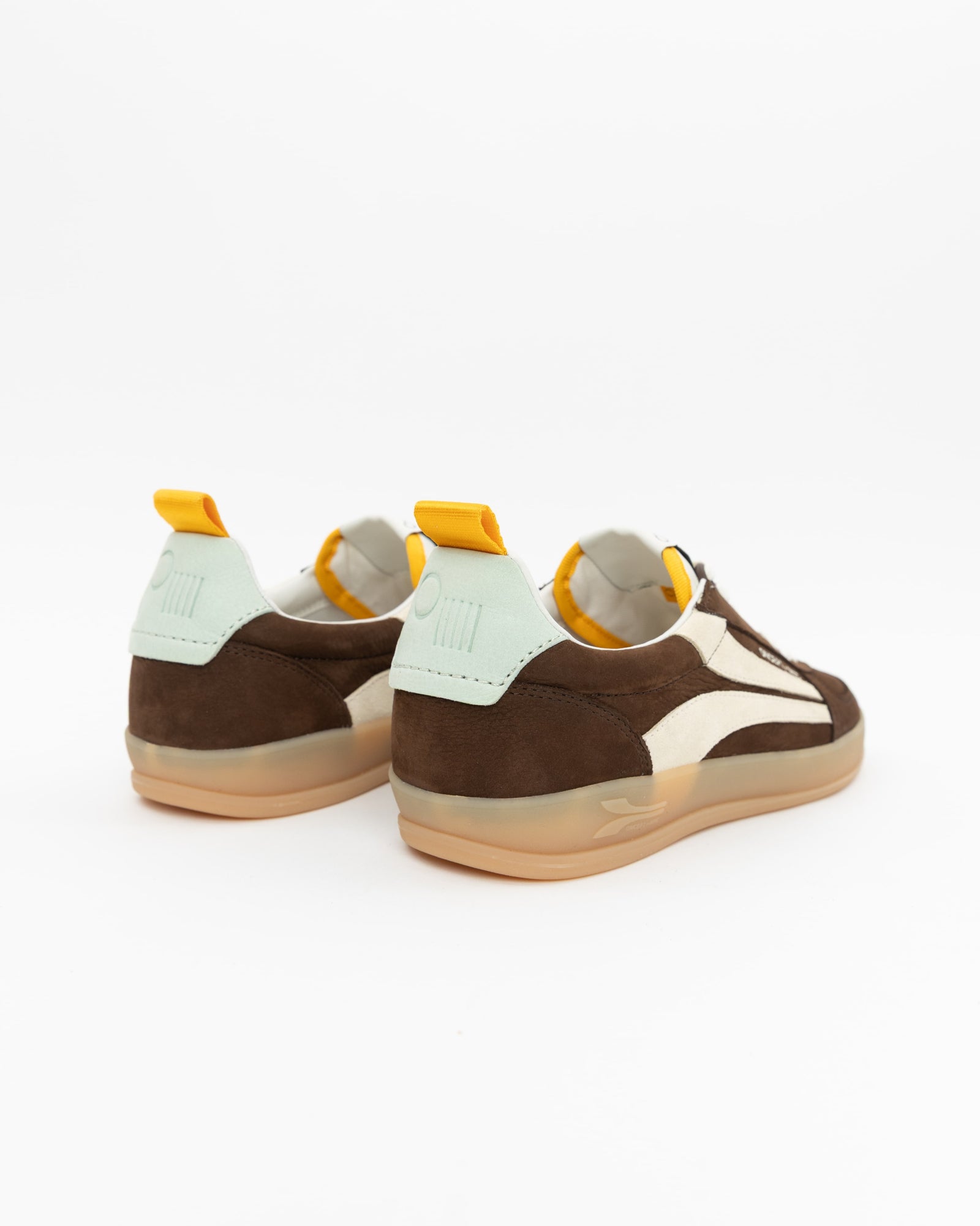 Fez Sneaker