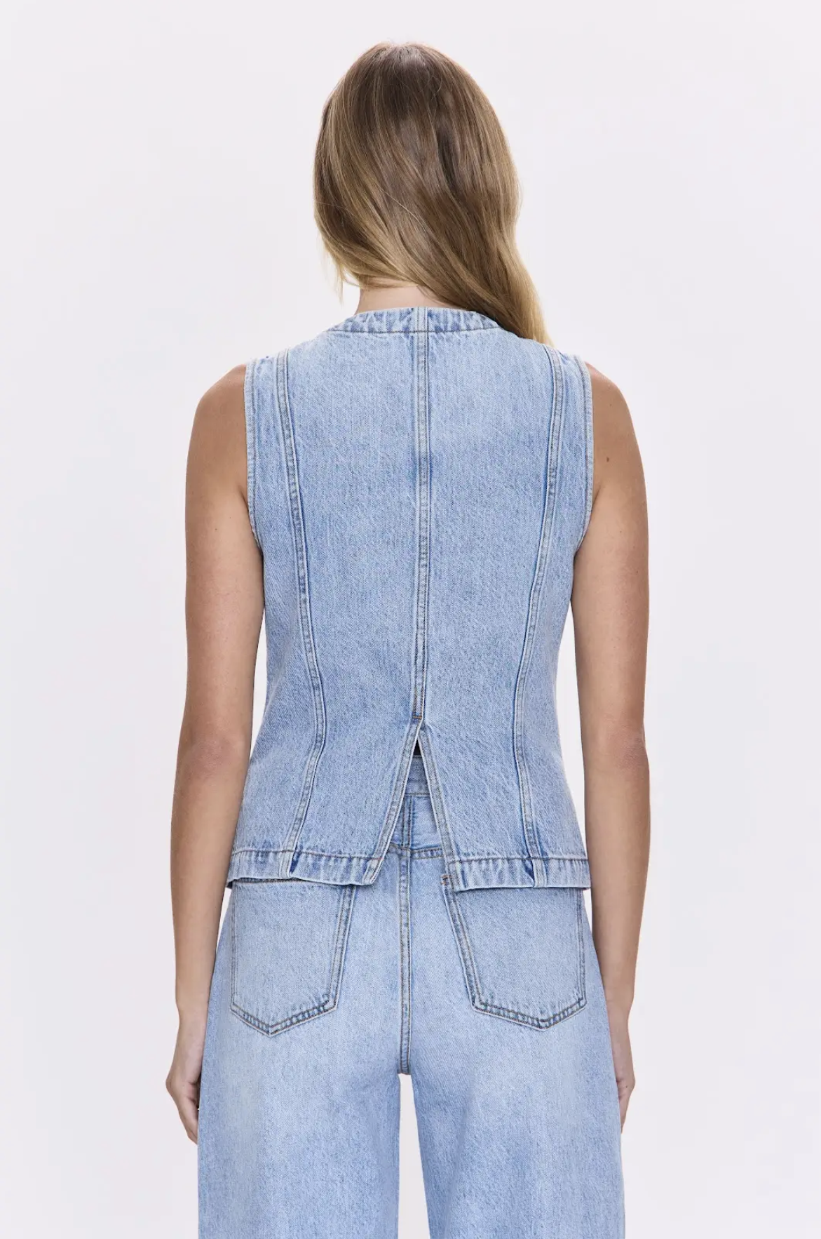 Gia Vest
