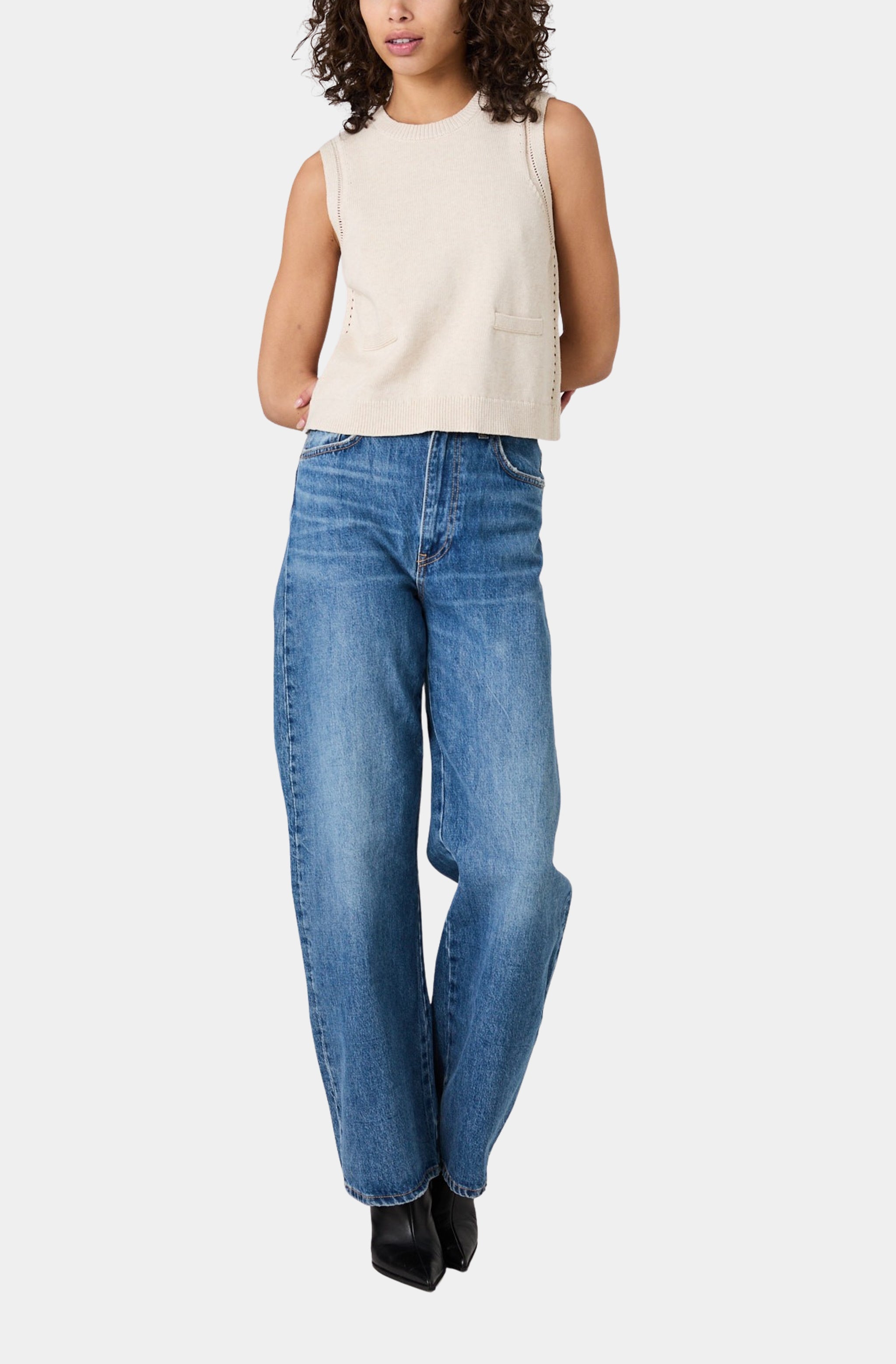Mozart Pointelle Border Top