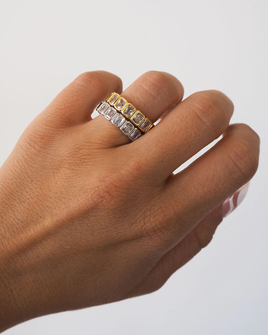 Bezel Emerald Ballier Ring