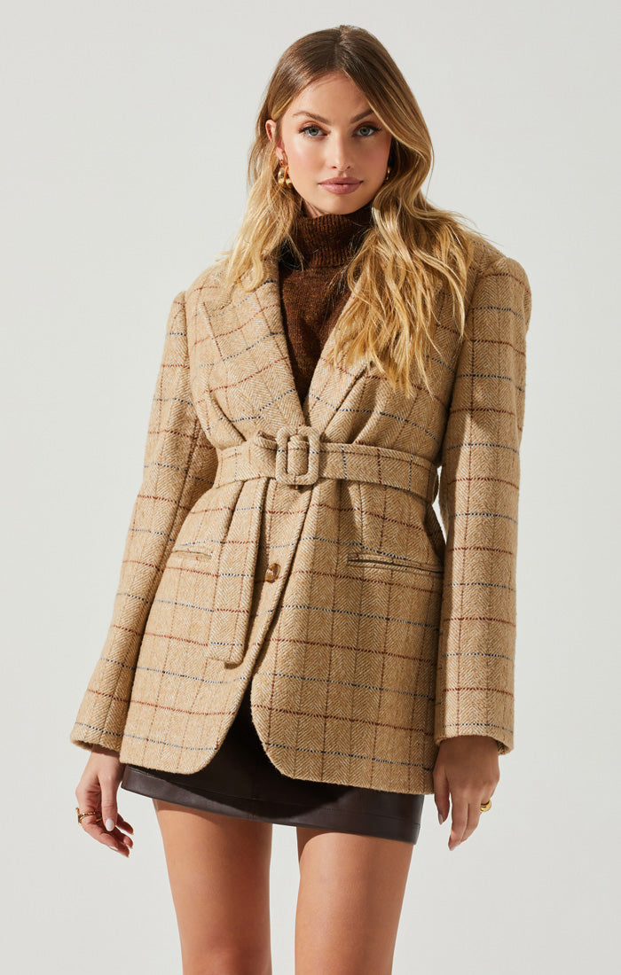 Lottie Blazer