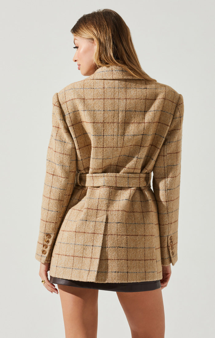 Lottie Blazer